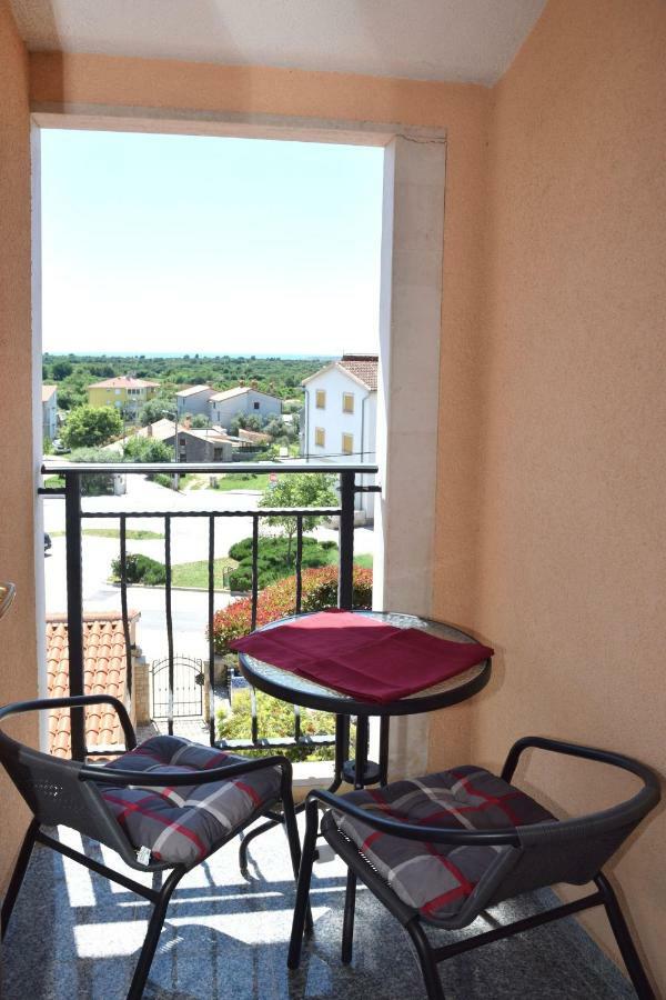 Villa Krasa Sea View Apartmants With Pool Ližnjan Zewnętrze zdjęcie