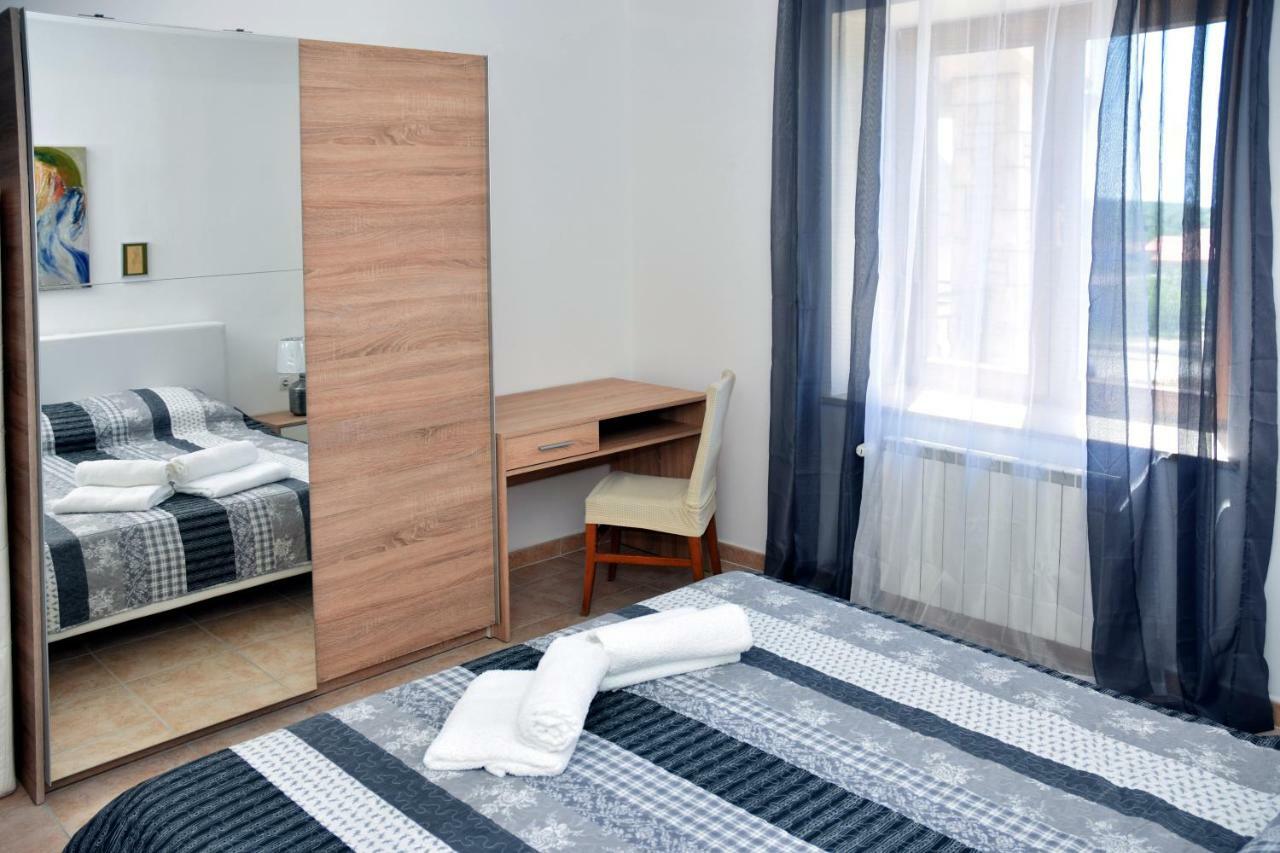 Villa Krasa Sea View Apartmants With Pool Ližnjan Zewnętrze zdjęcie