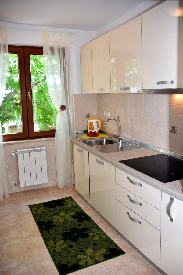 Villa Krasa Sea View Apartmants With Pool Ližnjan Zewnętrze zdjęcie